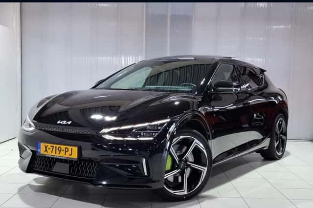 Kia EV6 (2024) thumbnail 1