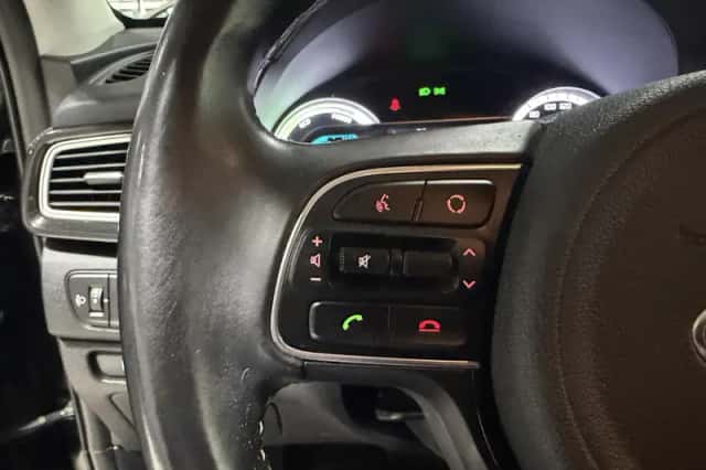 Kia Niro (2019) thumbnail 11