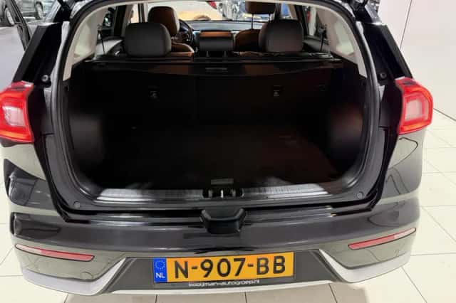 Kia Niro (2019) thumbnail 24