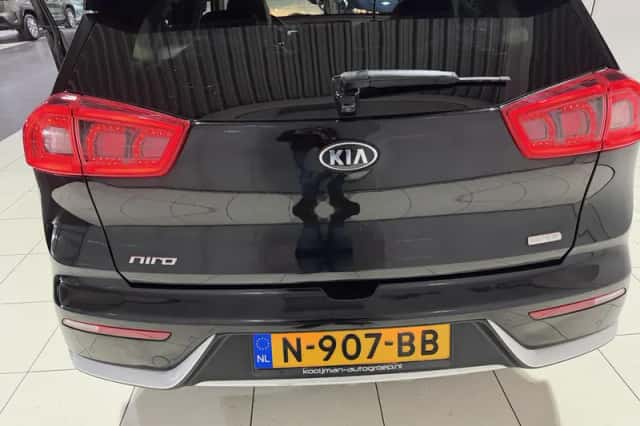 Kia Niro (2019) thumbnail 25