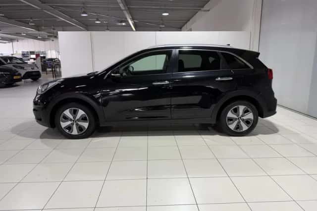 Kia Niro (2019) thumbnail 4