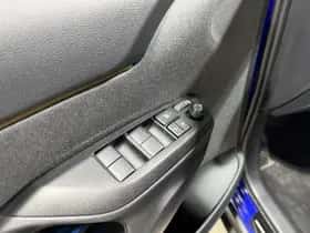 Toyota Yaris Cross (2022) thumbnail 33