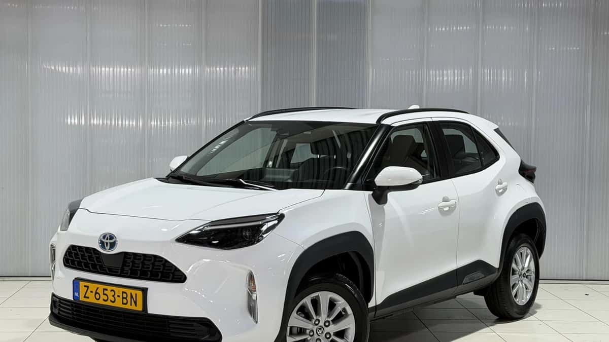 Toyota Yaris Cross (2024) — foto 1