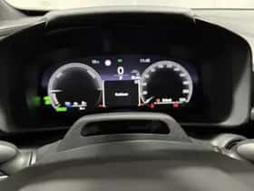 Toyota C-HR (2026) thumbnail 11