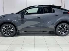 Toyota C-HR (2026) thumbnail 3