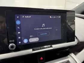 Toyota C-HR (2026) thumbnail 10