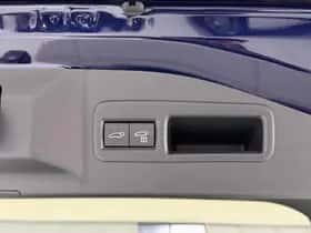 Toyota bZ4X (2026) thumbnail 31