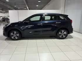 Kia Niro (2021) thumbnail 4