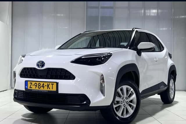 Toyota Yaris Cross (2024) thumbnail 1
