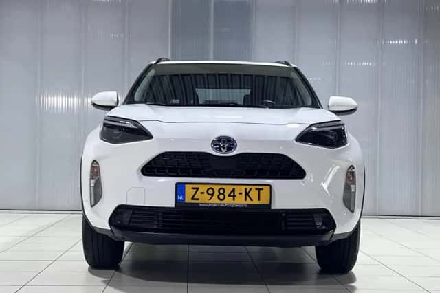 Toyota Yaris Cross (2024) thumbnail 2