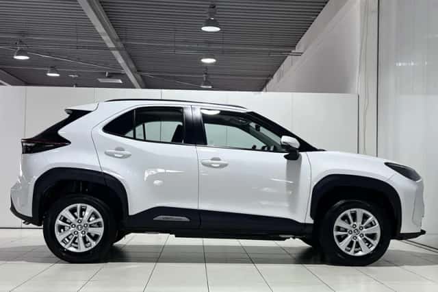 Toyota Yaris Cross (2024) thumbnail 5