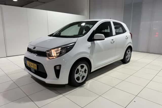 Kia Picanto (2021) thumbnail 3