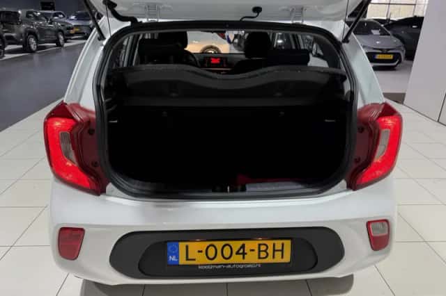 Kia Picanto (2021) thumbnail 22