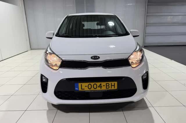 Kia Picanto (2021) thumbnail 9