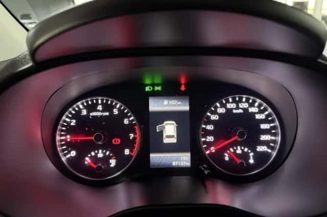 Kia Picanto (2021) thumbnail 10