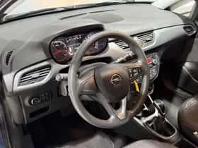 Opel Corsa (2015) thumbnail 2