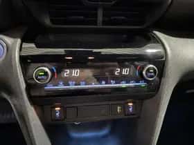 Toyota Yaris Cross (2022) thumbnail 17