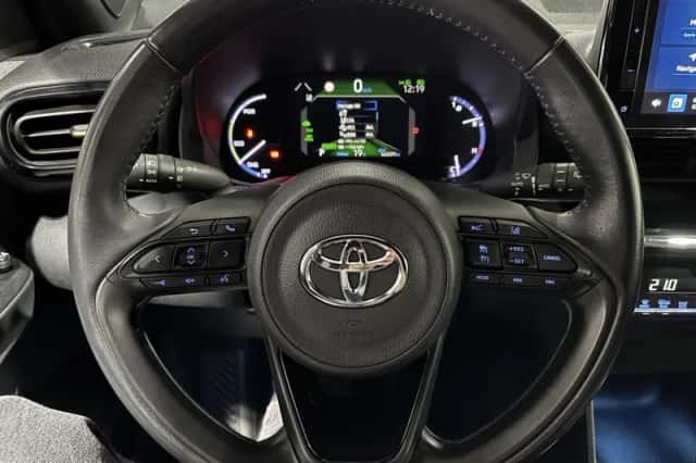 Toyota Yaris Cross (2022) thumbnail 5