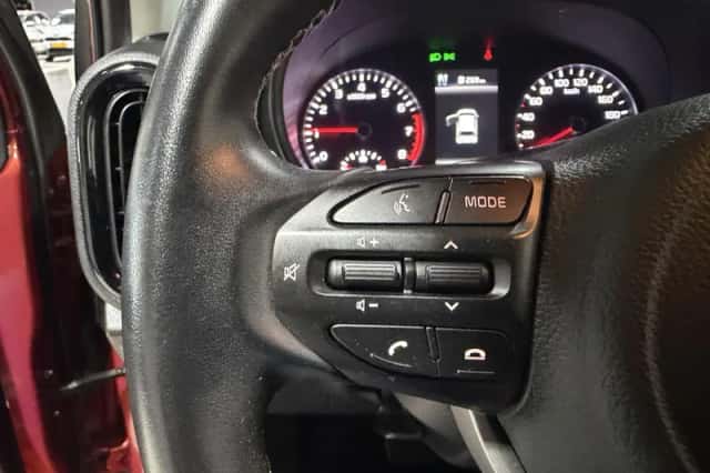Kia Picanto (2022) thumbnail 11