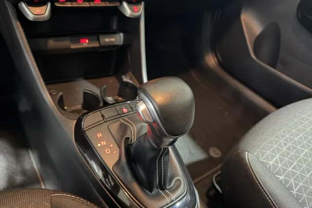 Kia Picanto (2022) thumbnail 21