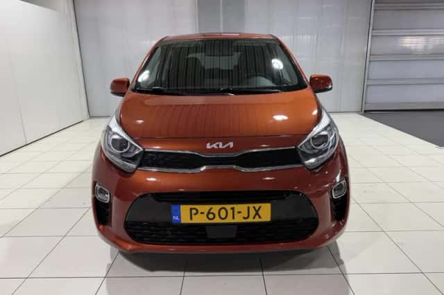 Kia Picanto (2022) thumbnail 8