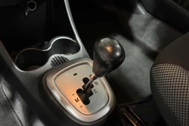 Toyota Aygo (2012) thumbnail 13