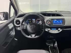 Toyota Yaris (2019) thumbnail 13