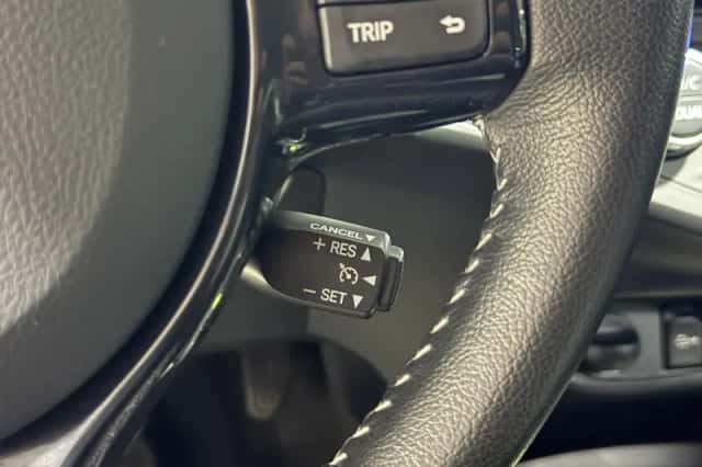 Toyota Yaris (2019) thumbnail 14