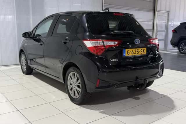 Toyota Yaris (2019) thumbnail 15