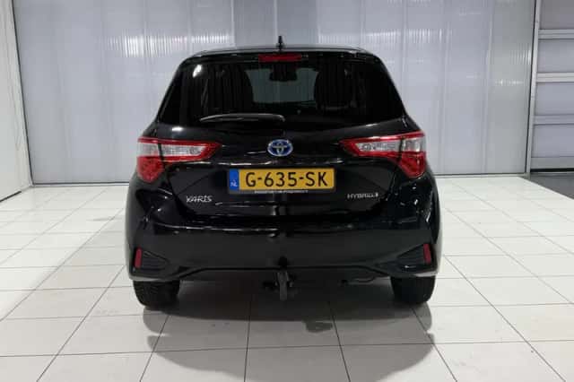 Toyota Yaris (2019) thumbnail 16