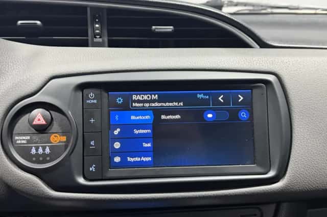 Toyota Yaris (2019) thumbnail 18