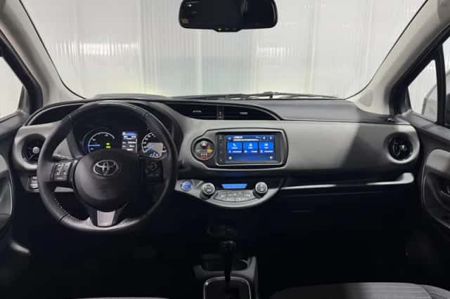 Toyota Yaris (2019) thumbnail 4
