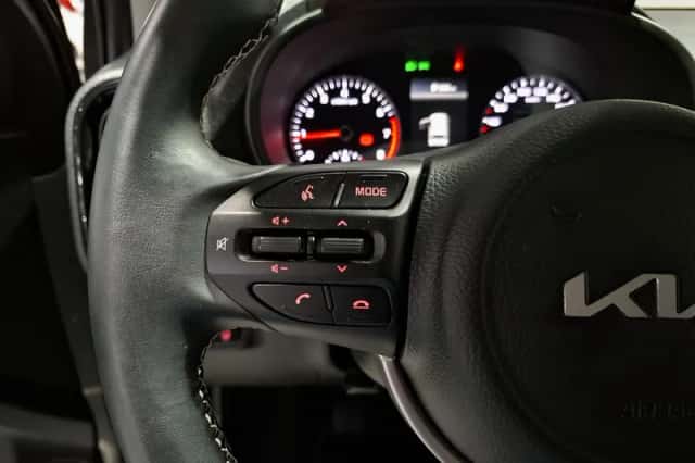 Kia Picanto (2023) thumbnail 12