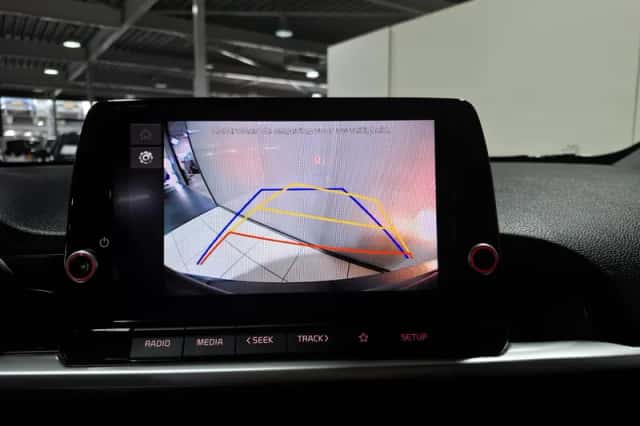 Kia Picanto (2023) thumbnail 17