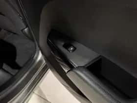 Kia Picanto (2023) thumbnail 22