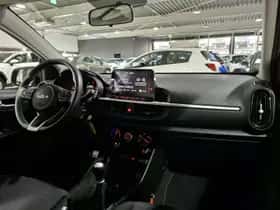 Kia Picanto (2023) thumbnail 10
