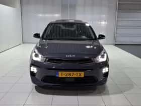Kia Rio (2023) thumbnail 4