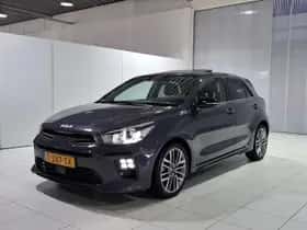 Kia Rio (2023) thumbnail 5
