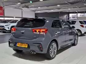 Kia Rio (2023) thumbnail 8