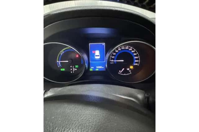 Toyota Auris (2017) thumbnail 11
