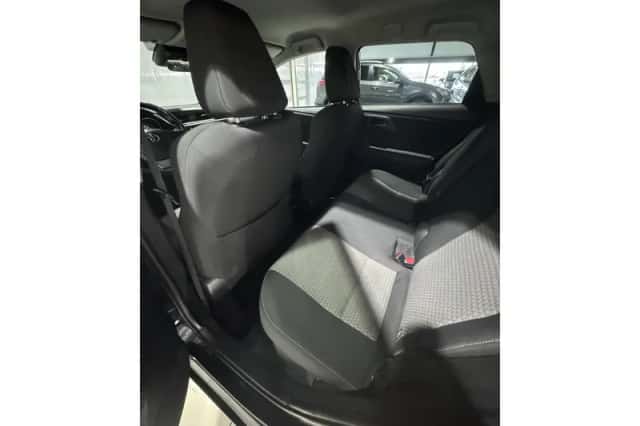 Toyota Auris (2017) thumbnail 10