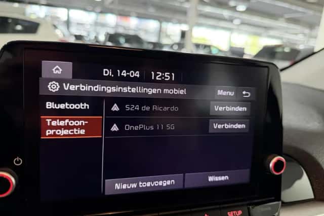 Kia Picanto (2023) thumbnail 17