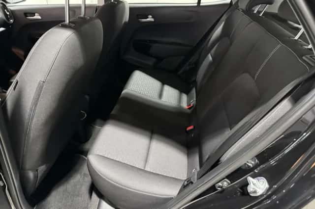 Kia Picanto (2023) thumbnail 19