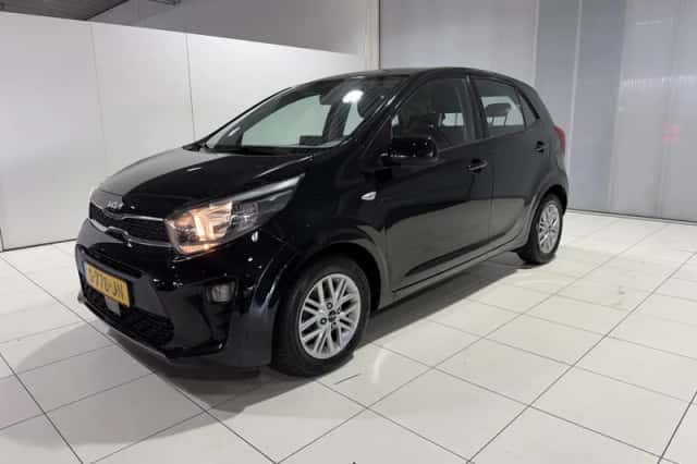 Kia Picanto (2023) thumbnail 3