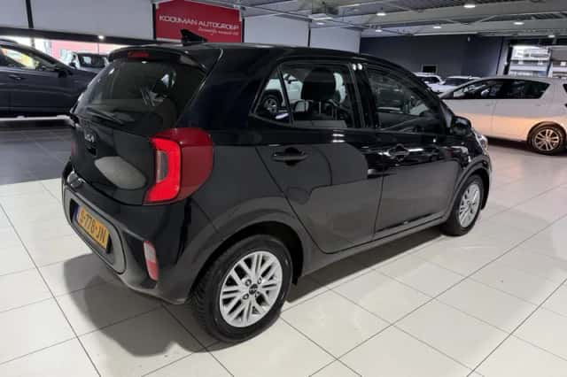 Kia Picanto (2023) thumbnail 7