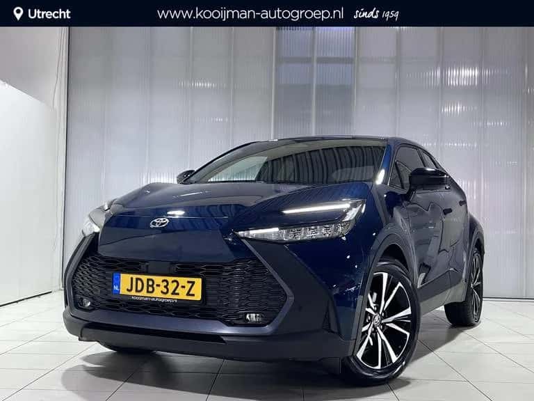 Toyota C-HR (2024) — foto 1