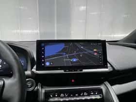 Toyota C-HR (2024) thumbnail 16