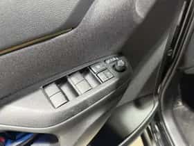 Toyota Yaris Cross (2023) thumbnail 39
