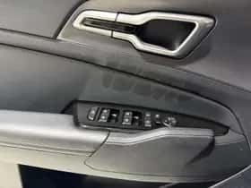 Kia Sportage (2023) thumbnail 13