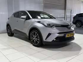 Toyota C-HR (2017) thumbnail 5